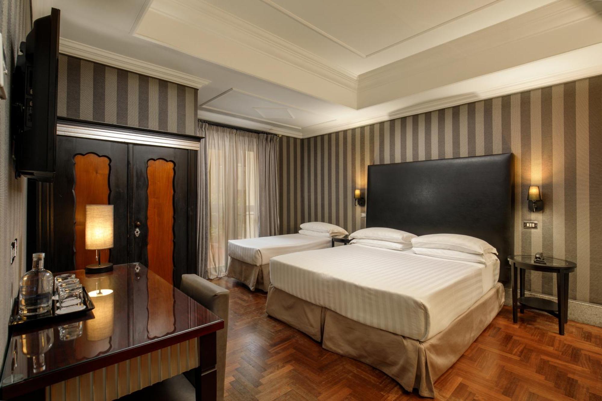 Hotel Royal Court Рим Екстериор снимка