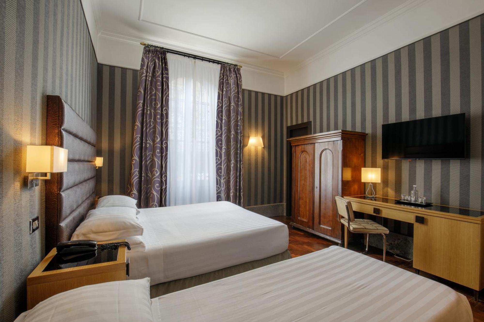 Hotel Royal Court Рим Екстериор снимка
